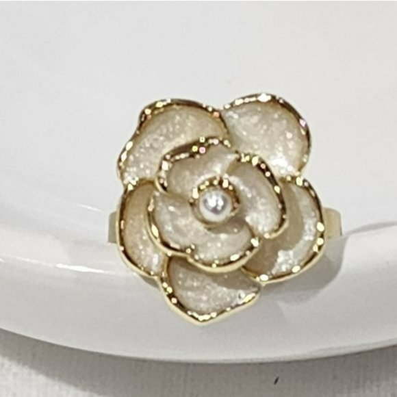 Vintage Style‎ 14K Gold Plated Canellia Flower Cuff Pinkie Ring - Picture 2 of 12